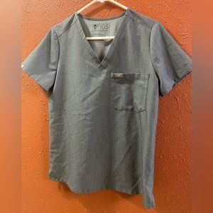 Graphite FIGS Catarina One Pocket Scrub Top - Size Small